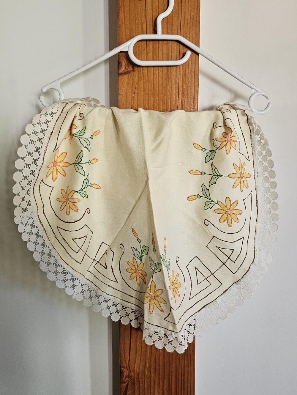 Vintage Cream Floral Doily with Lace Trim